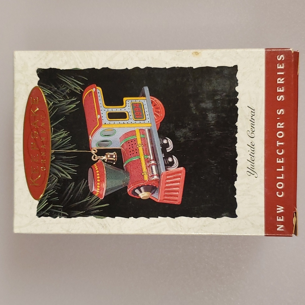 Yuletide Central Hallmark Keepsake Ornament #1994 NIB Train bell collectible